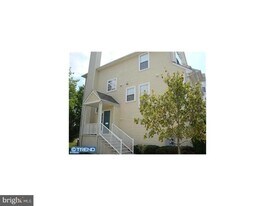 7501 Juniper Ln in Palmyra, NJ - Building Photo