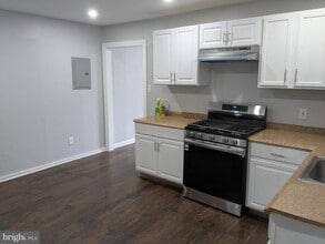 100 Blackwood-Clementon Rd in Clementon, NJ - Building Photo - Building Photo