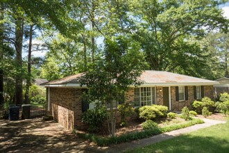 1027 Felton Ln in Auburn, AL - Building Photo - Building Photo