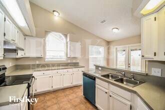 8533 Moss Pointe Trail N in Jacksonville, FL - Building Photo - Building Photo