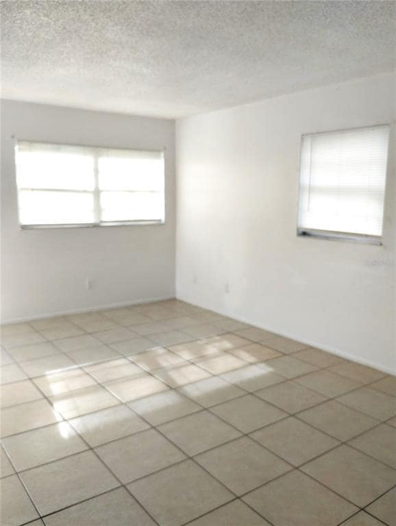 325 W Pierce St in Lake Alfred, FL - Building Photo - Building Photo