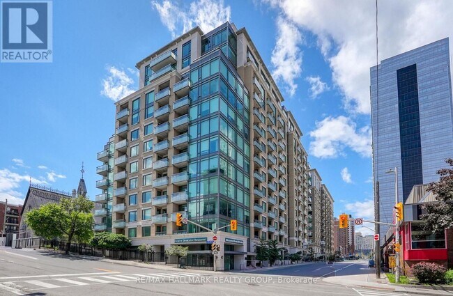 property at 238 Besserer St