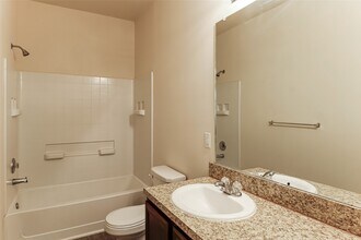 9711 Floria Ct in Houston, TX - Building Photo - Building Photo