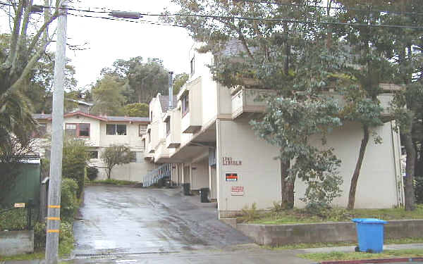 1741 Lincoln Ave in San Rafael, CA - Building Photo