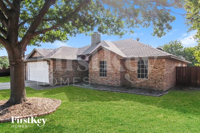 6 W Sharon Dr in Krum, TX - Building Photo - Building Photo