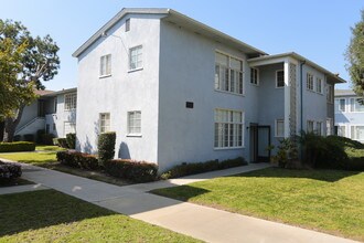 Alverstone Terrace Apartments in Los Angeles, CA - Building Photo - Building Photo