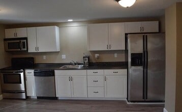 9 Harlow St in Brewer, ME - Building Photo - Building Photo