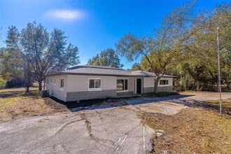 16880 SE 63rd Ln in Ocklawaha, FL - Building Photo - Building Photo