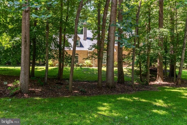 property at 7300 Scarlet Oak Ct
