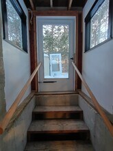 27 Claulise Ln in Mashpee, MA - Foto de edificio - Building Photo