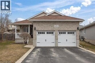 172 Macdougall Dr in Kingston, ON - Building Photo - Building Photo
