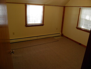 47 Spring St, Unit Apt2C in Keene, NH - Building Photo - Building Photo