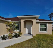 1194 S Lassonde St, Unit 353 in North Port, FL - Building Photo