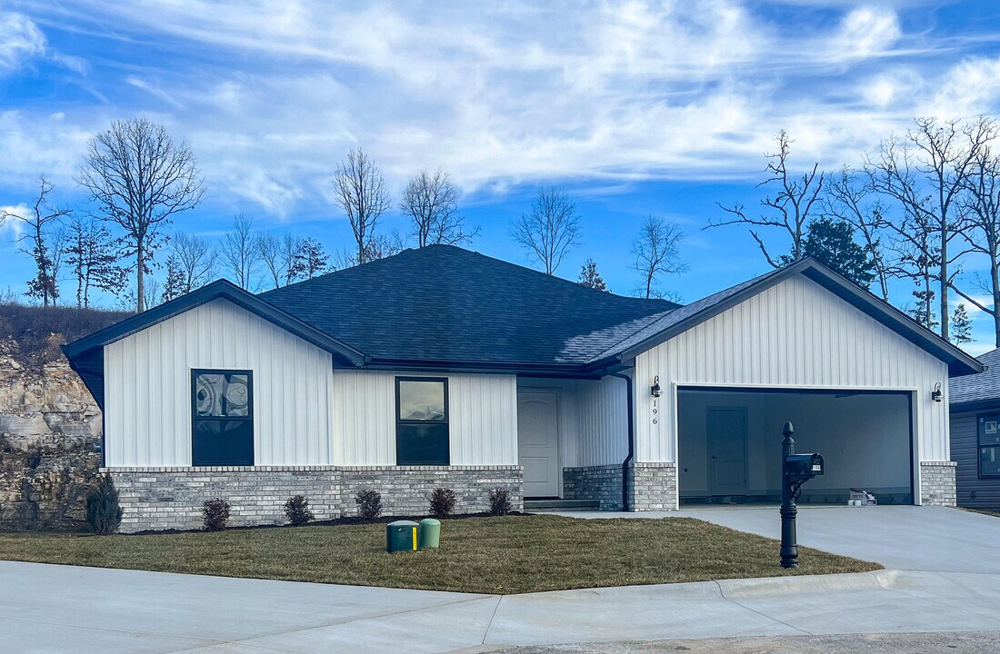196 Rockridge Rd in Branson, MO - Building Photo