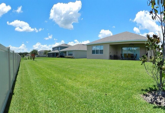 11318 Scribner Station Ln in Lithia, FL - Building Photo - Building Photo