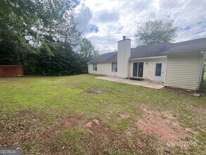 6317 Amberly Rd in Rex, GA - Building Photo - Building Photo