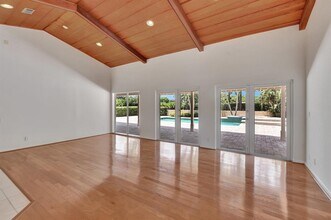 11106 Whispering Pines Ln in Boca Raton, FL - Building Photo - Building Photo