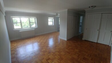 244 Halstead Ave, Unit 3E in Harrison, NY - Building Photo - Building Photo