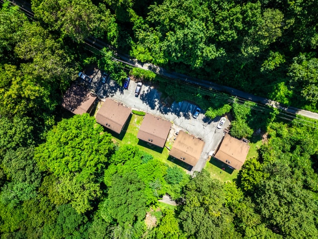 1046 Shingle Rd in Chattanooga, TN - Building Photo - Building Photo