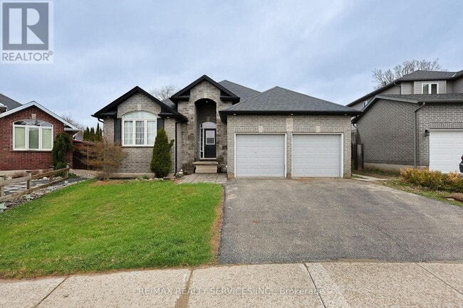 49 Woodhatch Crescent in Ingersoll, ON - Building Photo - Building Photo