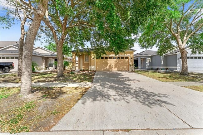 8420 Deer Chase Dr in Riverview, FL - Building Photo - Building Photo