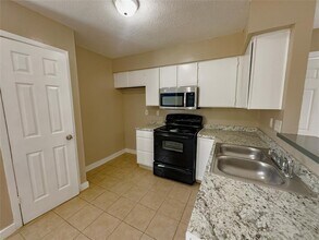 10211 Brownie Dr in Austin, TX - Building Photo - Building Photo