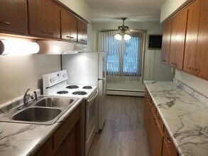 996 Van Buren in St. Paul, MN - Building Photo - Building Photo