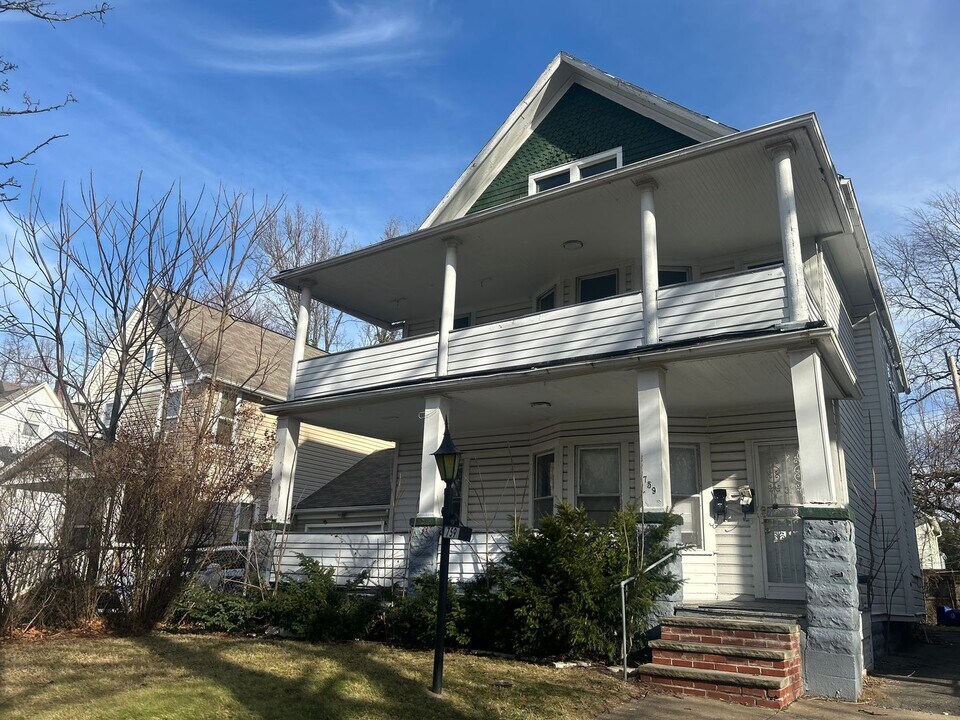 759 E 91st St in Cleveland, OH - Building Photo