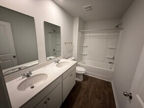 341 Bering Ln in Summerville, SC - Building Photo - Building Photo