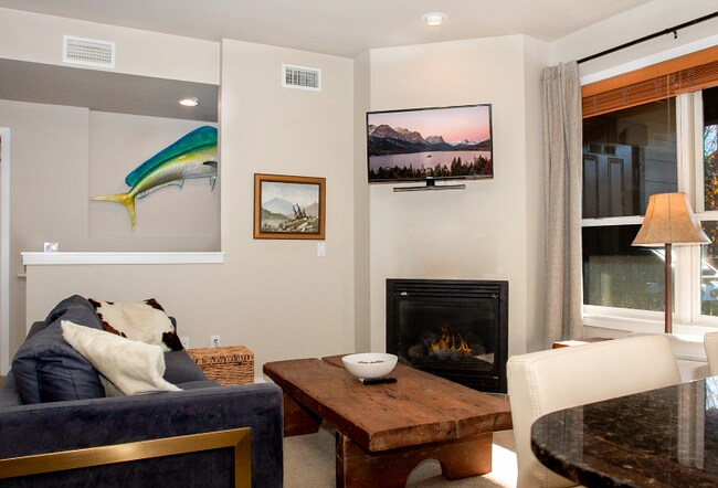 6008 St Moritz Dr in Whitefish, MT - Building Photo - Building Photo