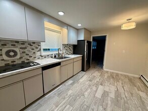 71 Eaton Rd in Framingham, MA - Building Photo - Building Photo