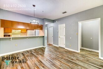 200 Sandestin Ln in Destin, FL - Foto de edificio - Building Photo