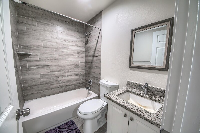 4906 Melvin Dr in San Antonio, TX - Building Photo