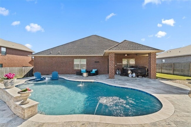 5973 Rustic Ridge Circle in Milton, FL - Building Photo - Building Photo