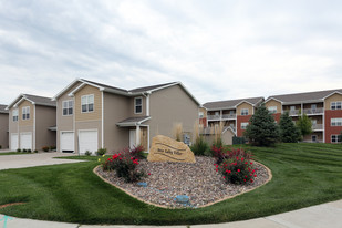 Deer Valley Villas Apartments