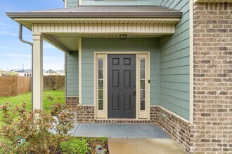 2147 Bandera Dr in Clarksville, TN - Building Photo - Building Photo