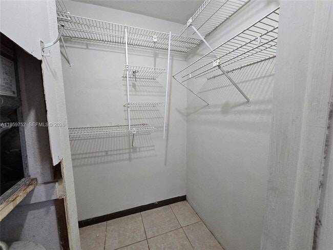 1711 NW 46th Ave in Lauderhill, FL - Building Photo - Building Photo