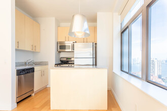 90W in New York, NY - Building Photo - Interior Photo