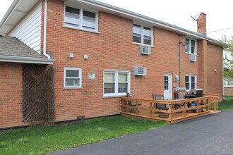 14437 S Ravinia Ave, Unit 2N in Orland Park, IL - Building Photo - Building Photo