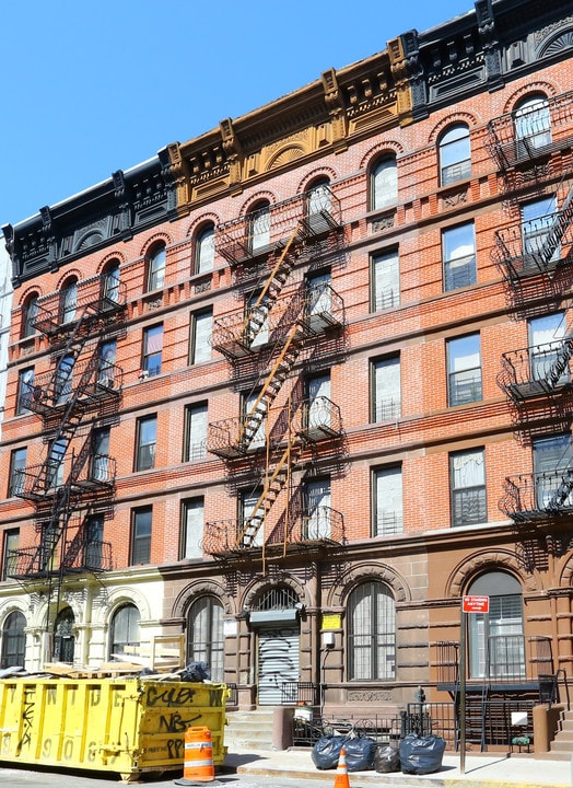 123 W 133rd St in New York, NY - Building Photo