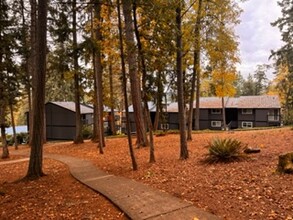 Forest Village Apartments in Eugene, OR - Building Photo - Building Photo