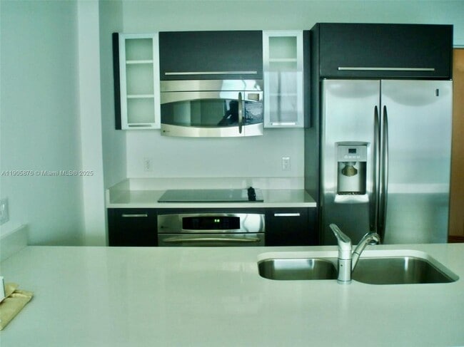 333 NE 24th St in Miami, FL - Building Photo - Building Photo