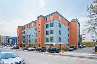 Harborview Condominiums in South Boston, MA - Building Photo - Building Photo