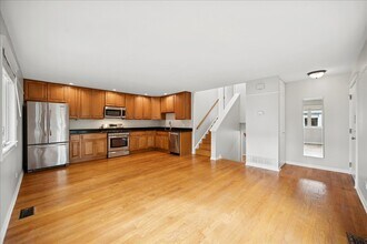 532 Inverrary Ln in Riverwoods, IL - Building Photo - Building Photo