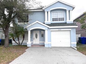 2444 Parsons Pond Cir in Kissimmee, FL - Building Photo