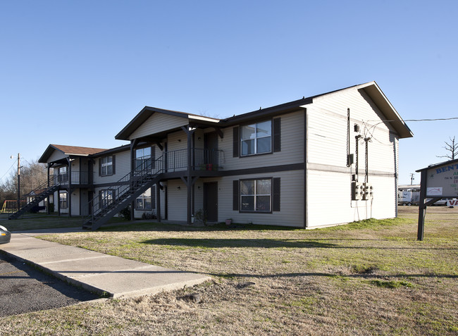 Benton Place Apartments in Benton, LA - Building Photo - Building Photo