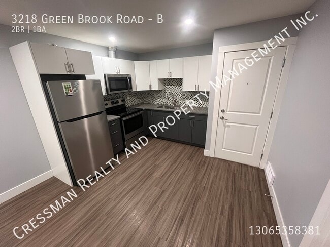 3218 Green Brook Rd in Regina, SK - Building Photo - Building Photo