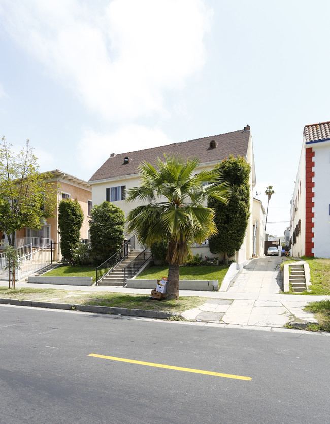 836 S Normandie Ave in Los Angeles, CA - Building Photo - Building Photo