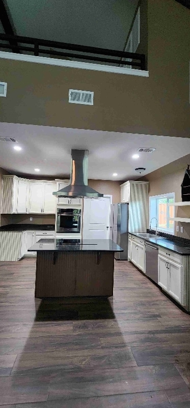 6835 Purvis Ln in Baytown, TX - Foto de edificio - Building Photo