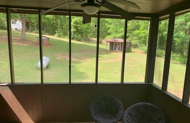 1461 Old Rocky Ridge Rd in Jacksonville, AL - Foto de edificio - Building Photo